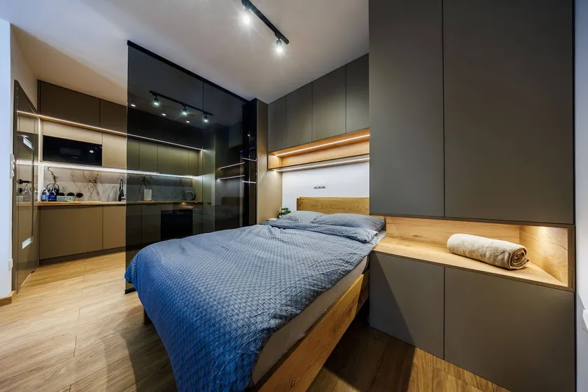 Hyaton Suite Residence- City Centre, Free Parking by StayNest - Image 1