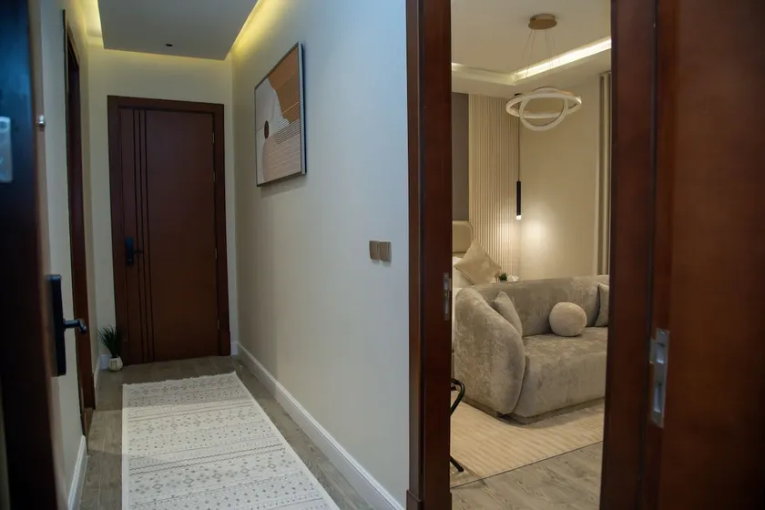 Modern stylish and Entry (smart) - Image 1