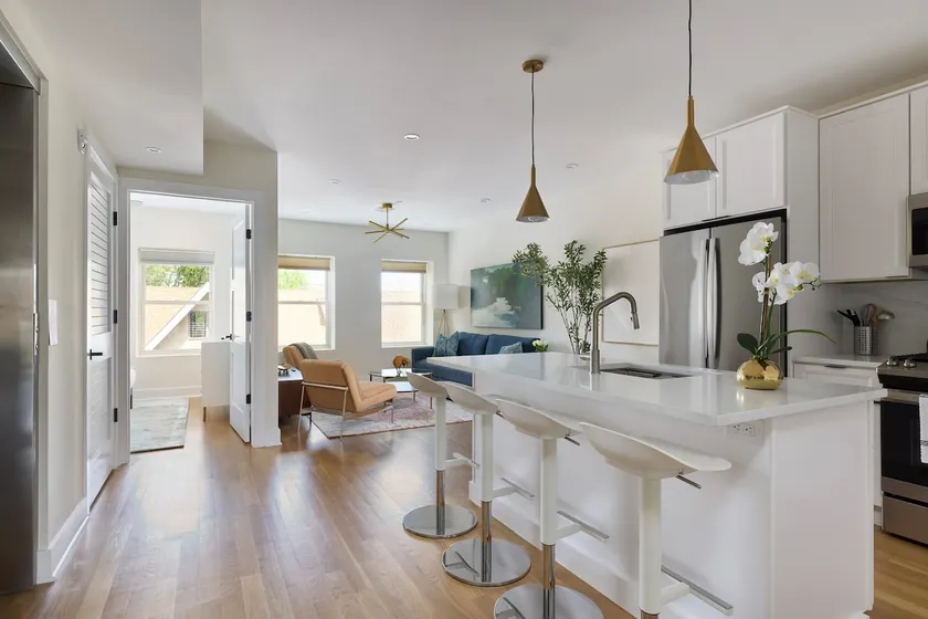 Bright 3BR Loft • Hoboken Gem - Image 1