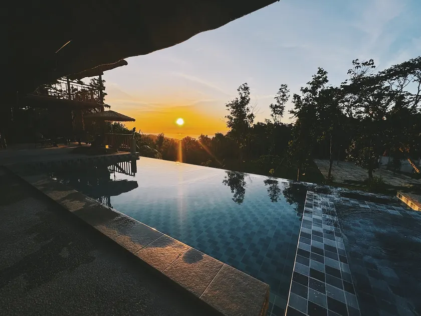 The Hidden Pearl Cabin - Lipa Scenic Nature Escape - Image 1