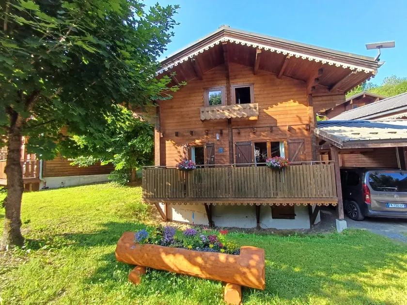 Châlet CARIBOU 74 avec Piscine Chauffée - Image 1