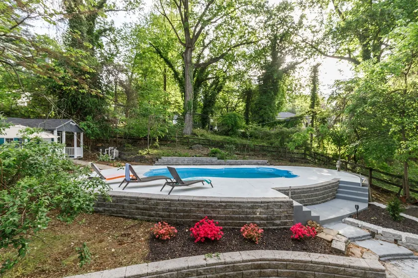Hilltop Retreat: Pool, Games & Sunroom - Image 1