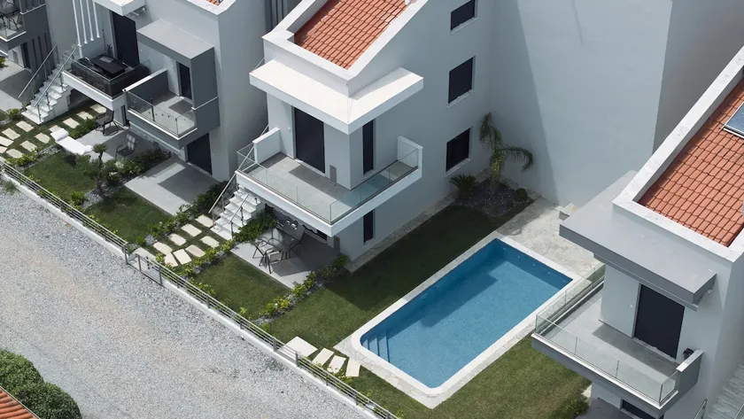 Erato - Two Bedroom Loft Pool Access - Image 1