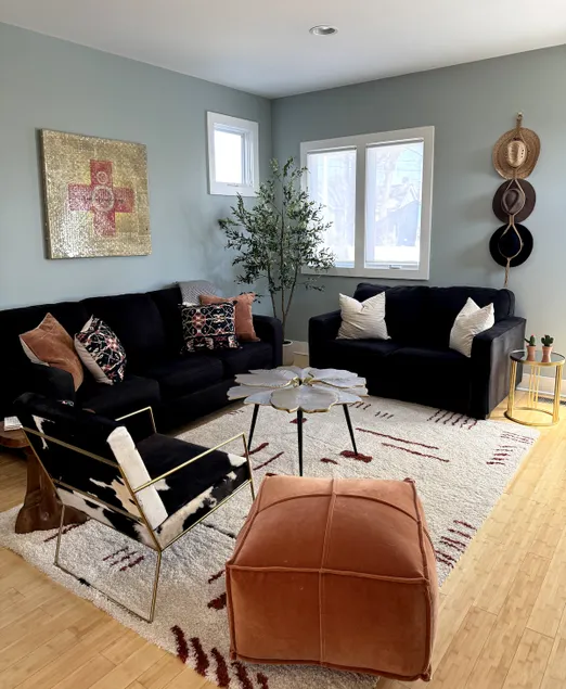 Charming townhome, Pet Friendly, 5 Min to Downtown - Image 1