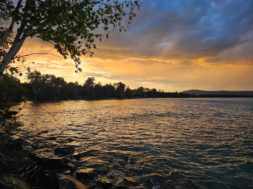 The Lucky Loon Lodge - Image 1
