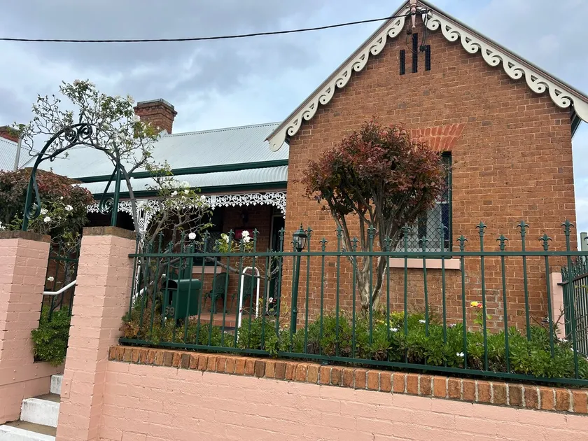 The Pepperberry Townhouse - Image 1