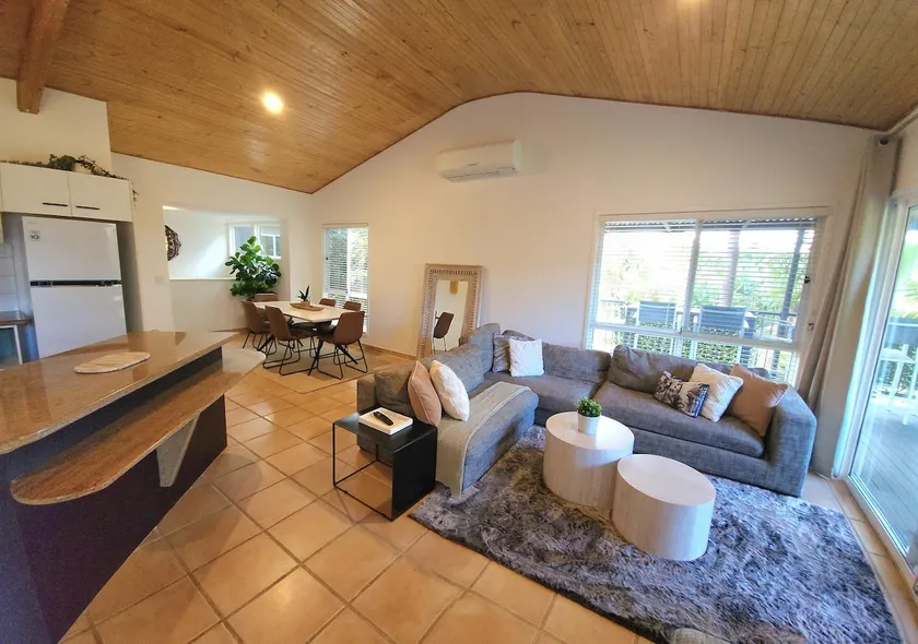 Boutique Villa Retreat 6 mins to Beach. - Image 1