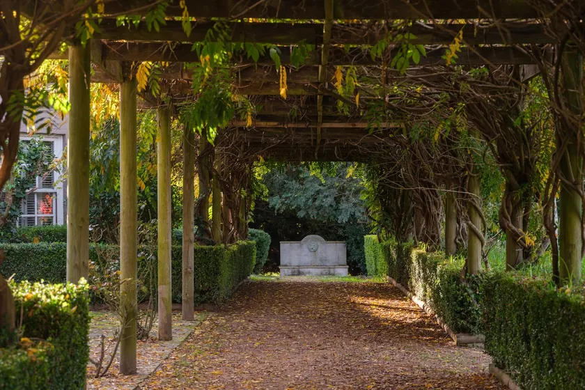 Wayside｜5 Bedroom French Manor Pool & Tennis - Image 1