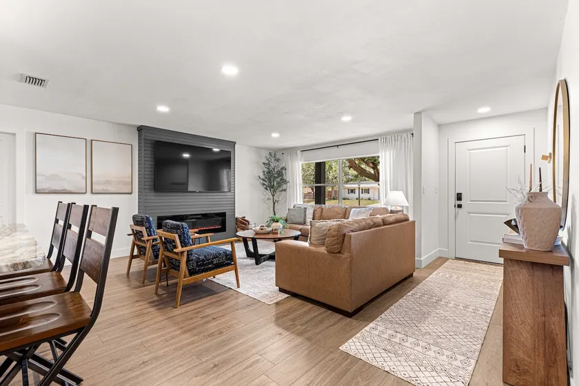 Private | 2 Full Suites | Cozy | Pets | Fenced - Image 1