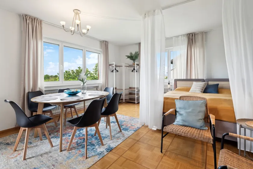 Stylish Oasis With Panoramic View - Image 1