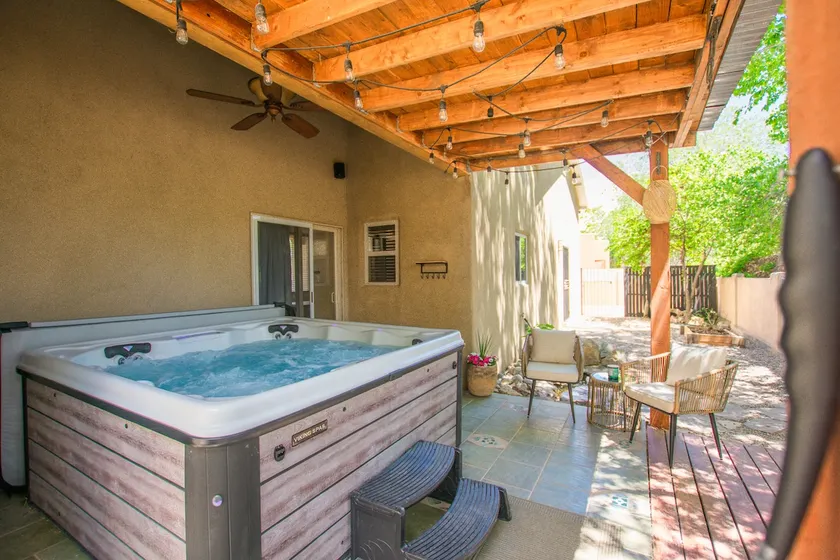 Desert Sunset-Private Hot Tub-Pet Friendly-No Pet Fee! - Image 1