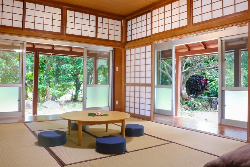 ビーチ徒歩3分！ BBQ available, maximum 10 guests, bungalow with Japanese-style room [Ishigaki, Ihara] - Image 1