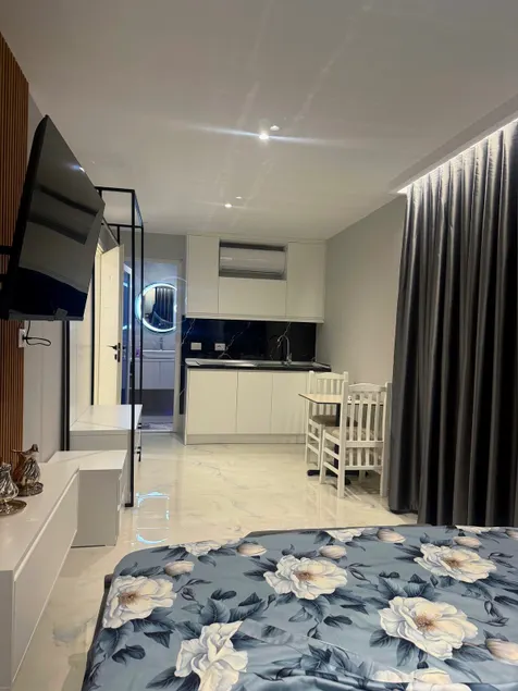 Eri Apartments - Image 1