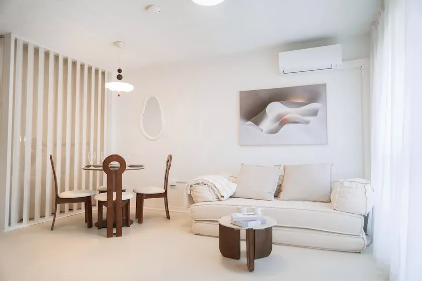 Casa Bondi - AC/Pool/Designer Style - Image 1