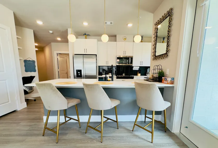 Austin Group Ready 2BR | Near Domain | Gym + pool - Image 1