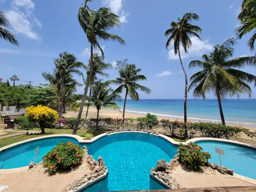 Mahi Mahi Suite, A Seaside Retreat that Sleeps Six on Grafton Beach - Image 1