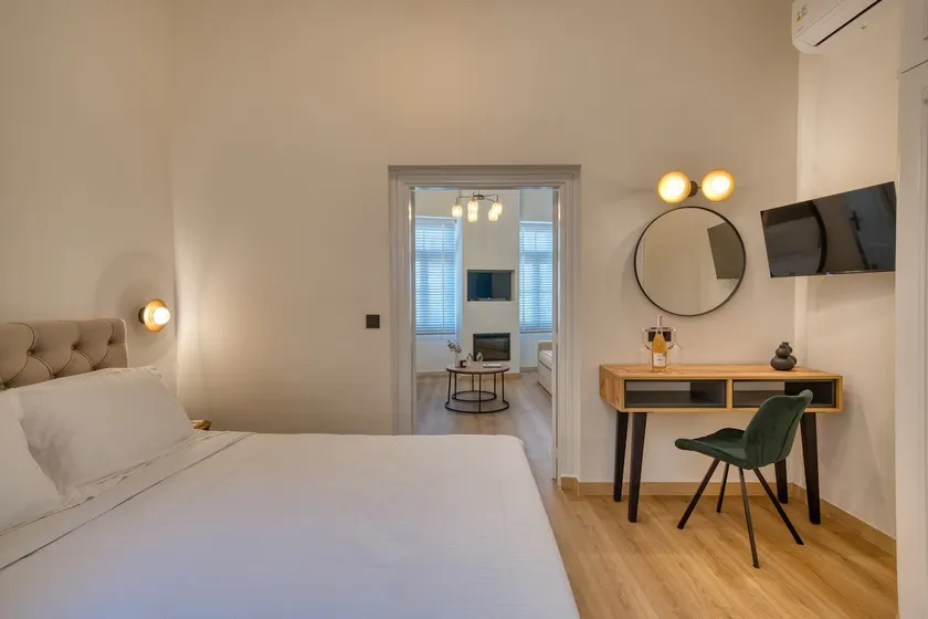 Cozy&Central Apartment | Vittore Gambello Rooms - Image 1