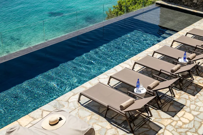 Elysian Shores Beachfront Villa - Image 1