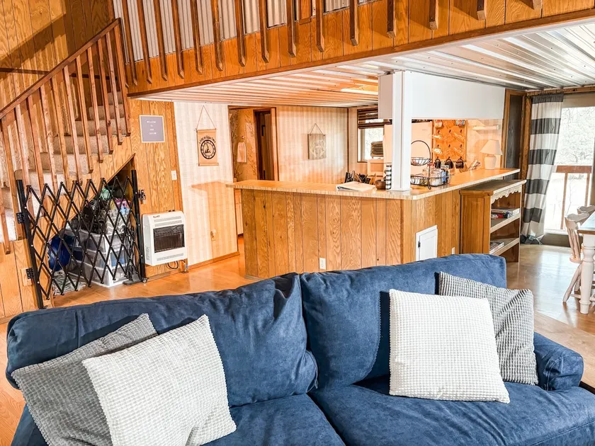 Living on Alpine Time - Image 1
