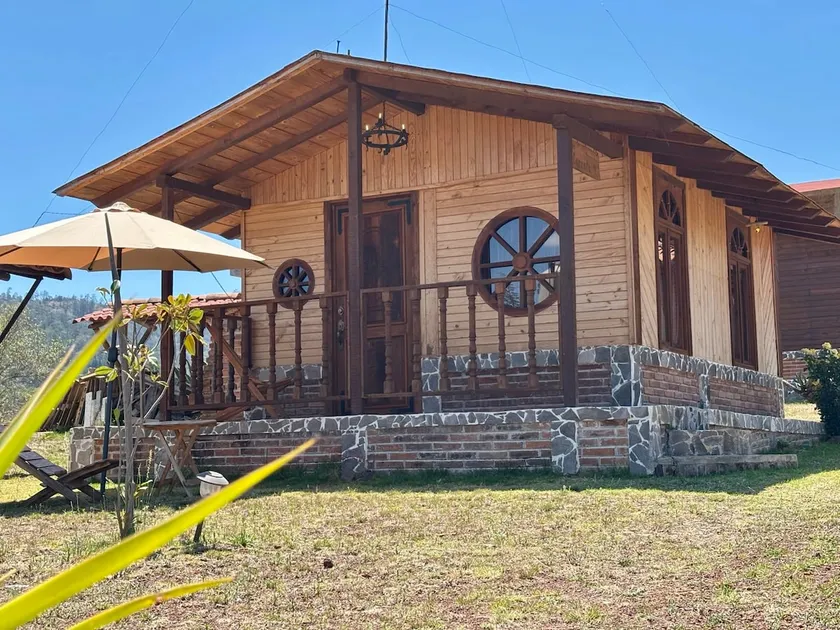 Cabin for couples • Fire pit • Pet friendly - Image 1