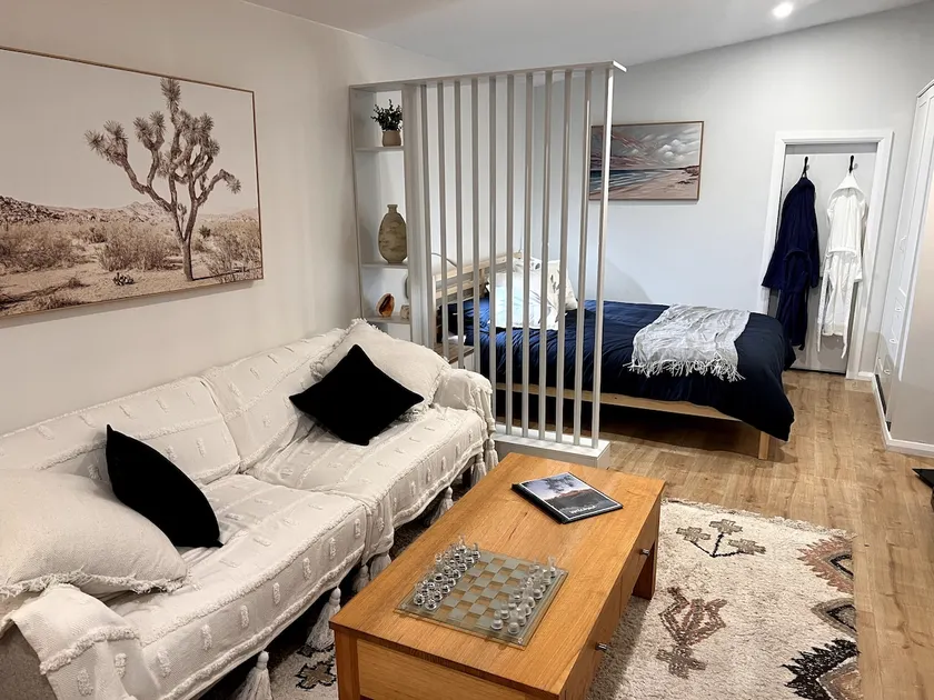 The White Room - Image 1