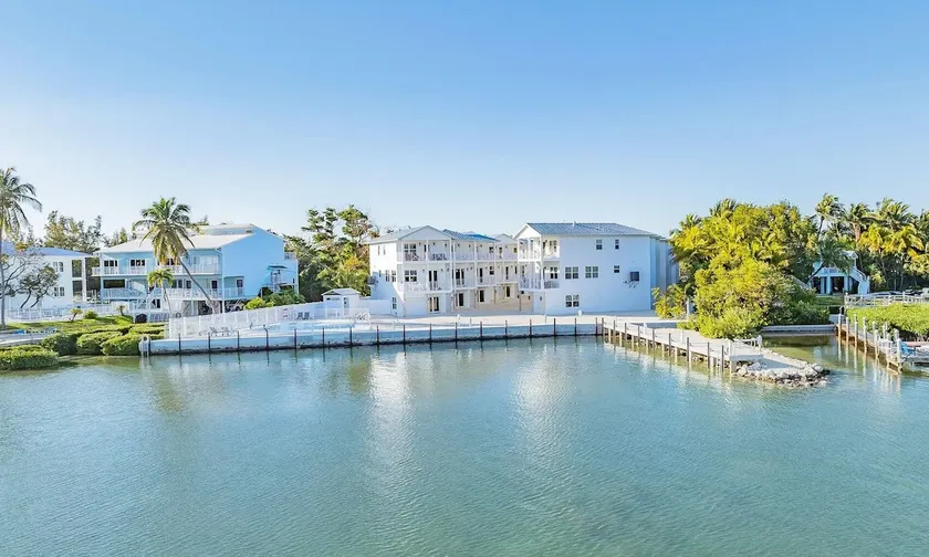NEW - Luxury Seascape w/Pool+Free Dockage+Gameroom - Image 1
