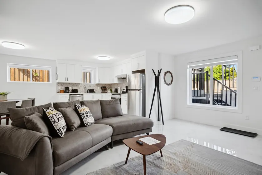 Bright New Modern 2BR/2BA Family Stay with A/C - Image 1