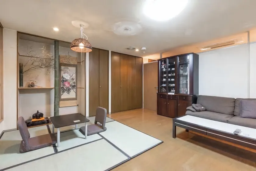 1 stop 3 minutes from Kyoto station, 1 minute from Nishi-Oji station - Image 1