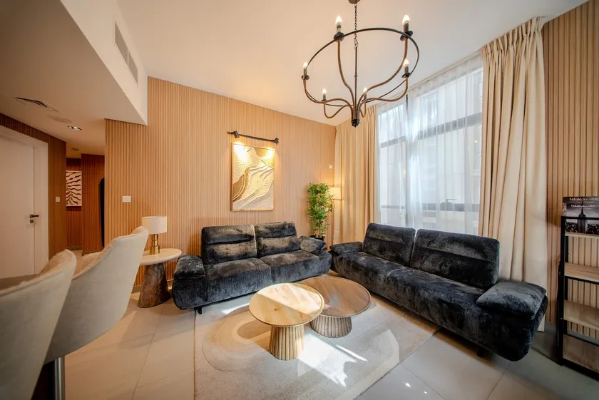 1BR Poolview Home - Sleeps 4 - 2WCs - Workstation - Image 1