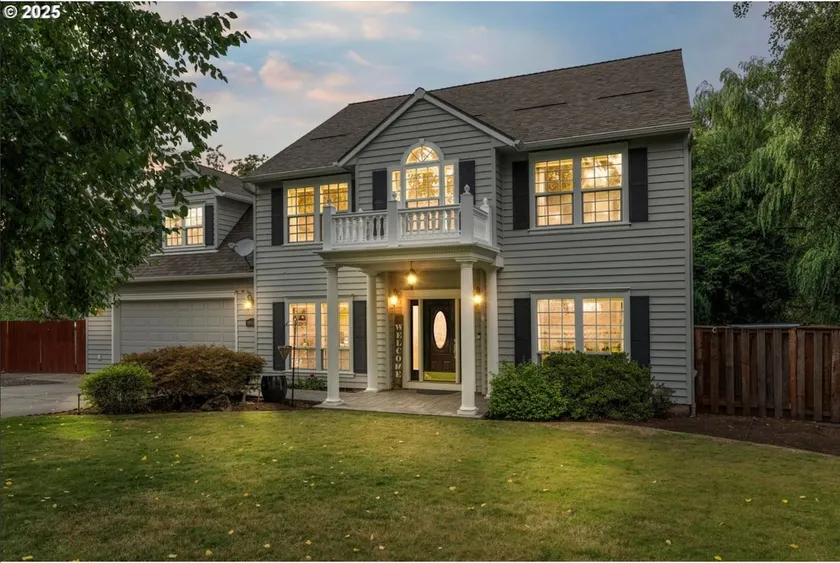 Swim Spa + Hot Tub, Gazebo, BBQ Grill, 6 Bedrooms - Image 1