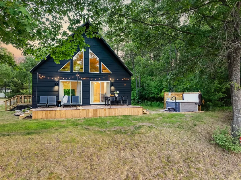 Riverfront Retreat | Hot Tub, Fire Pit & Views - Image 1