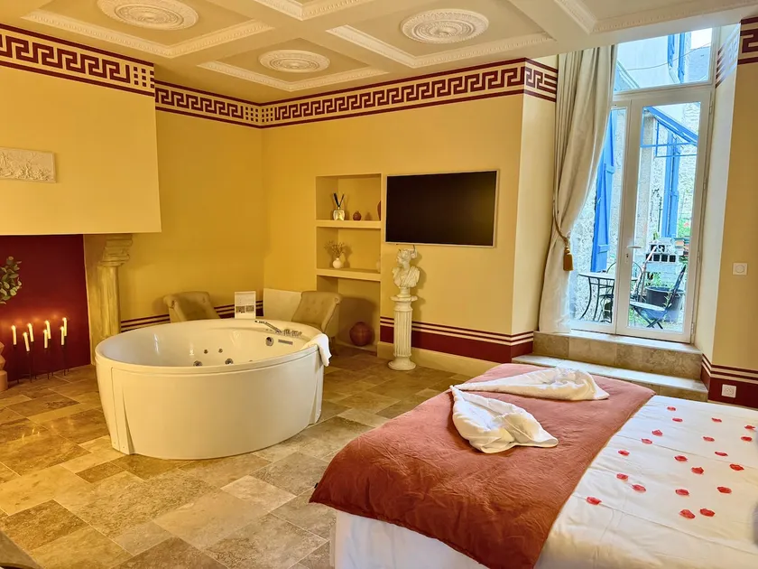 Roma Antiqua - Private spa - Romantic stay - Image 1