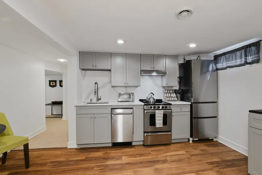 Minnehaha Parkway Retreat - Image 1