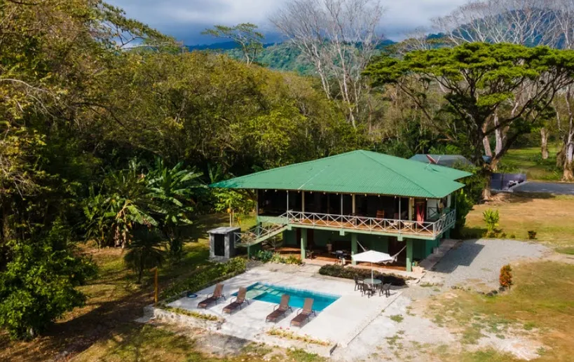 Playa Ballena Bliss ~ Family Beach Stay - Image 1