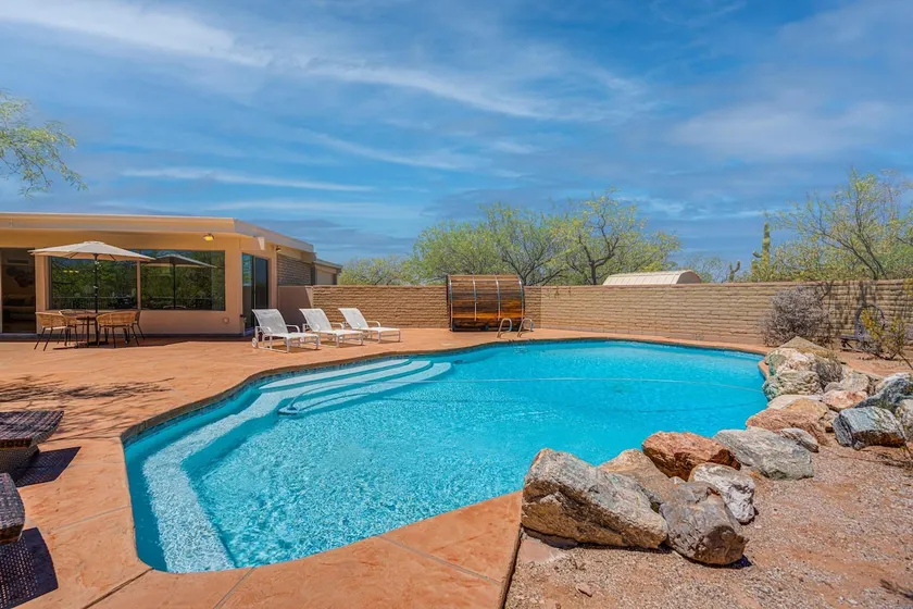 Desert Vibes w/Pool, Sauna & Game Room! - Image 1
