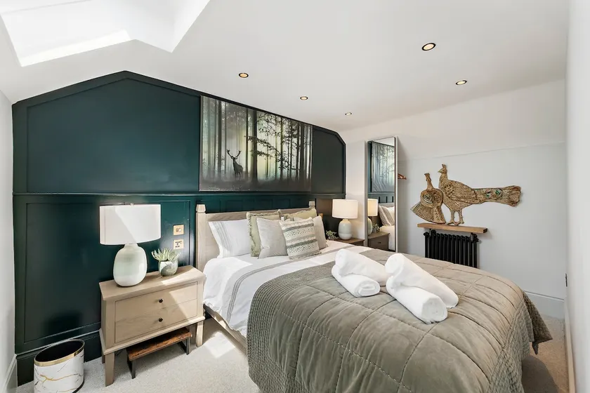 Gorgeous 3 Bedroom, 225 year old cottage - Image 1