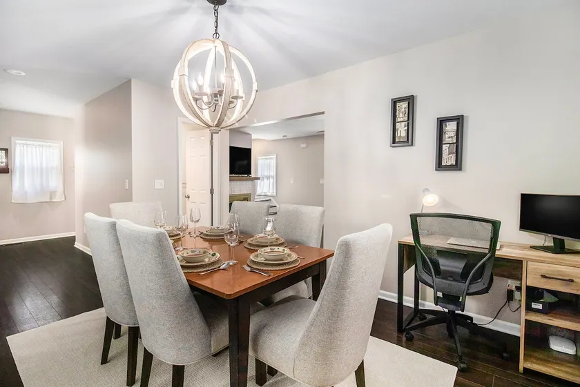 Beautiful updated 3BR Home near ProMedica/ UToledo - Image 1