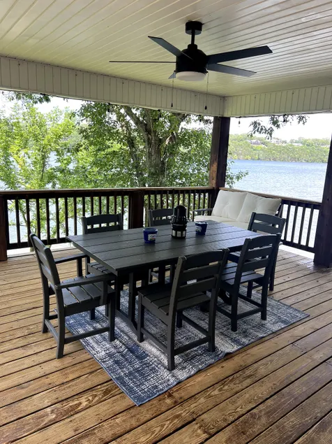 JBird's Lakeside Retreat - Image 1