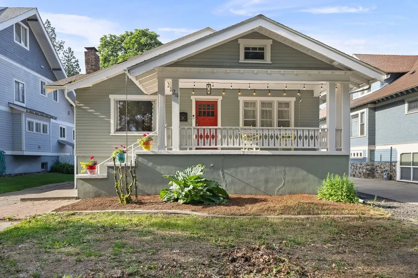 Manito Bungalow | Entire Upstairs | Host Onsite - Image 1
