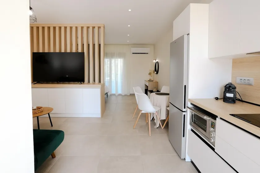 Olympian Breeze Suite - Image 1