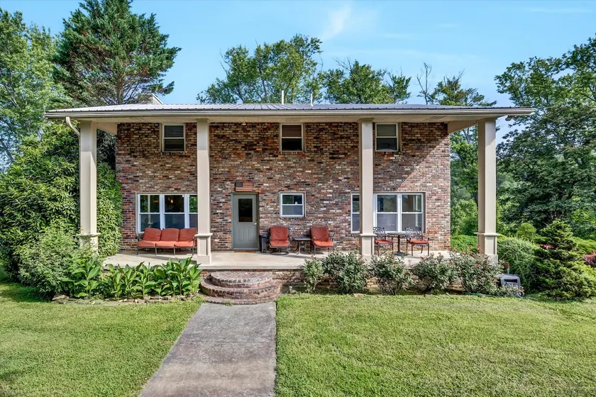 Entire Home in Townsend Under 10 Minutes to GSMNP - Image 1