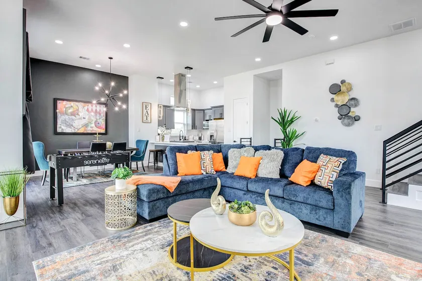Cozy Spring View - Your Tranquil Houston Retreat - Image 1