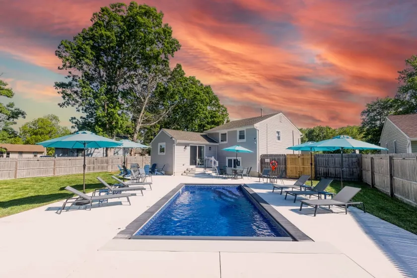 Modern Renovated Retreat with Pool in North Cape May - Image 1