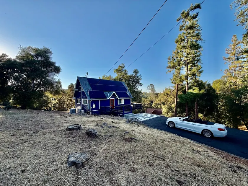 Private Hillside Retreat Minutes from Yosemite - Image 1