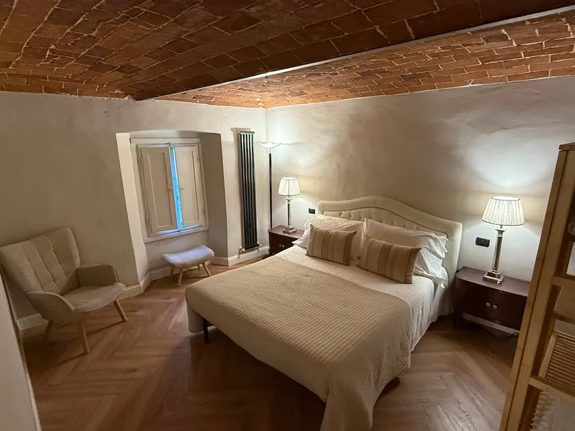 Tuscan accommodation (Florence 20 minutes) - Image 1