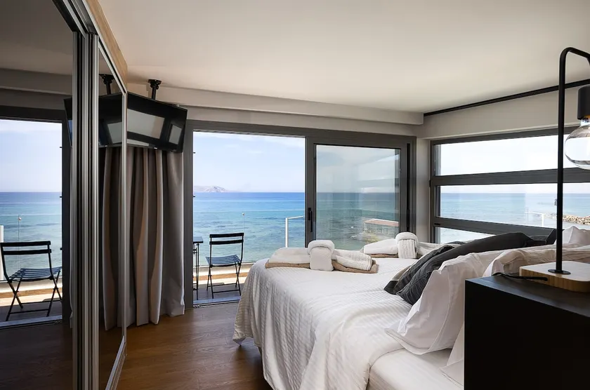 Nūa Residence - Beach at Your Doorstep by etouri - Image 1