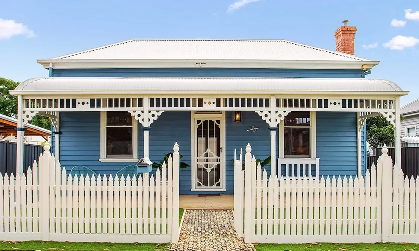 Iconic Renovated Period Home - 2 minutes to CBD - Image 1