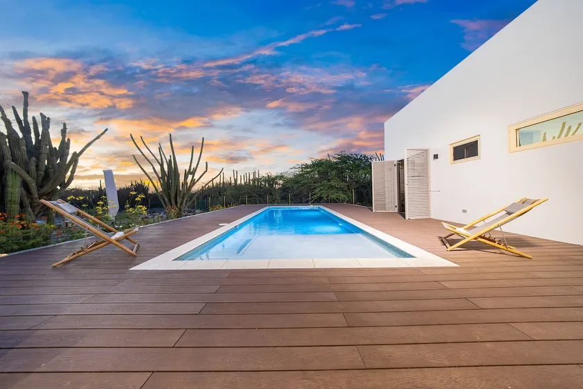 New 4BR Villa 5min to Palm Beach & Ritz by Bocobay - Image 1