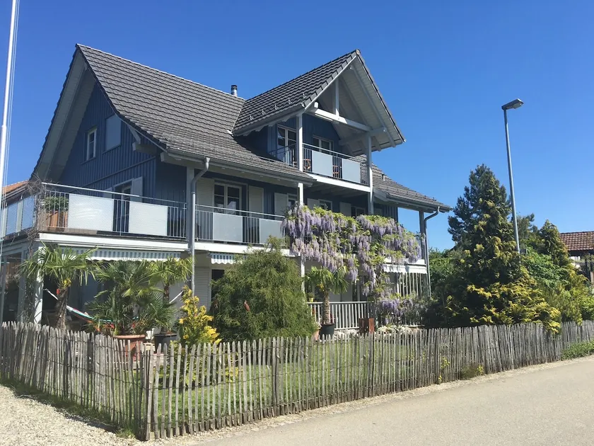 Apartment with charm and dream view - Image 1