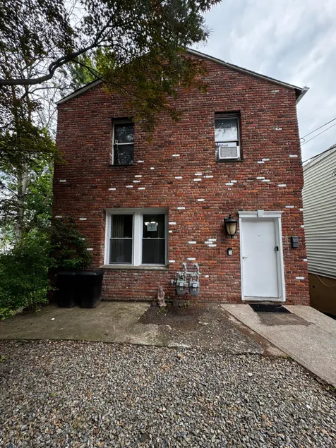 (Apt A) - Next to Hiking Trail - Front Entrance - Image 1